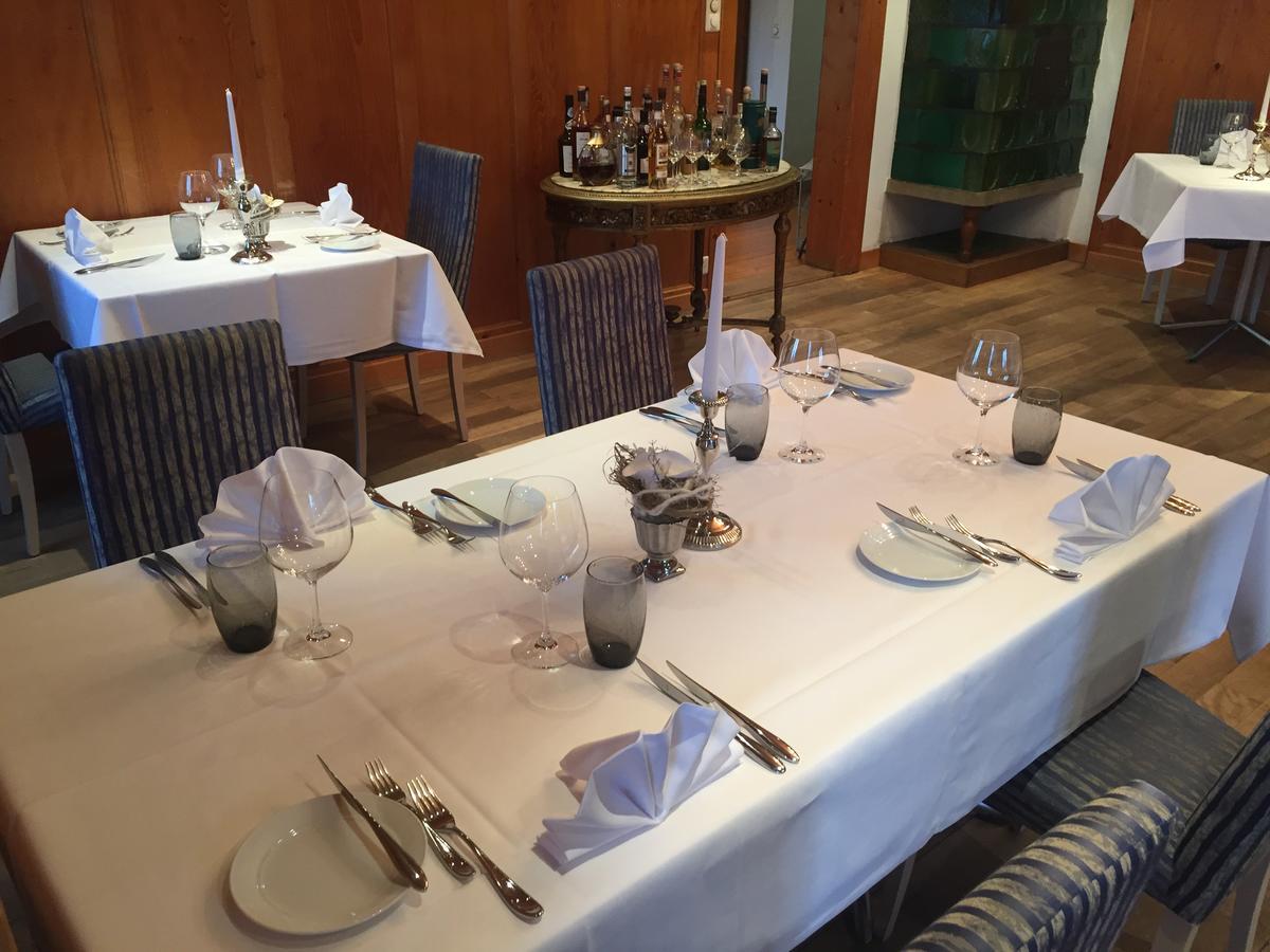 Hotel Restaurant Schloessli Sax Exterior photo